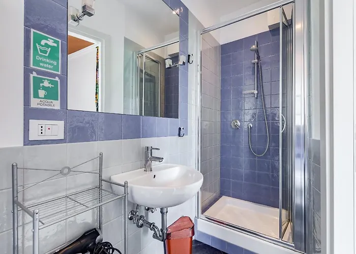 San Pietro 3 E Bagno In Camera Apartment *